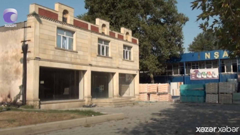 Həmkarı tərəfindən ehtiyat qəza çıxışı bağlanan sahibkar bu haldan narahatdır