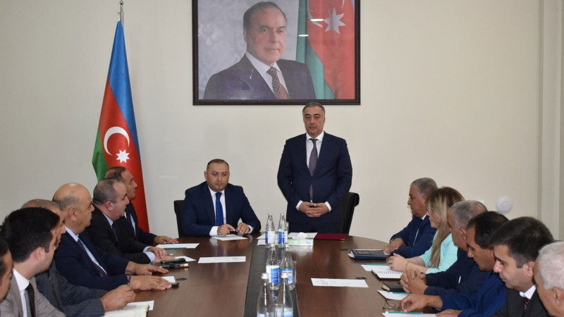 ADAU-nun yeni rektoru kollektivə təqdim olunub