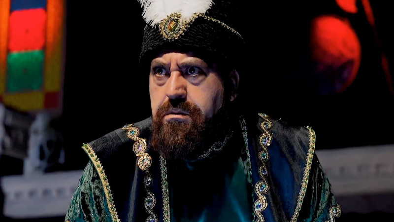 Gəncə Dövlət Dram Teatrı açılış tamaşasını dəyişib