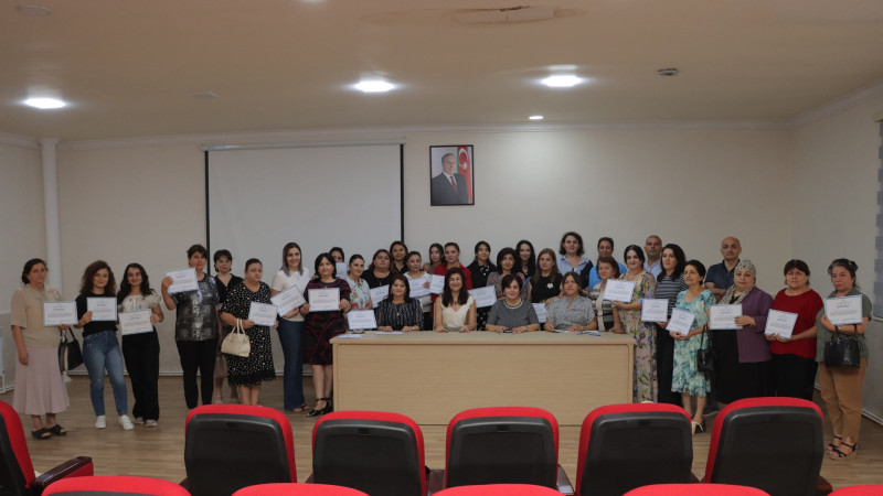 Autizmin erkən diaqnostikası ilə əlaqədar təlim baş tutub