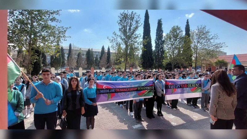 Təhsil müəssisələrində Anım Gününə həsr olunan tədbirlər baş tutub