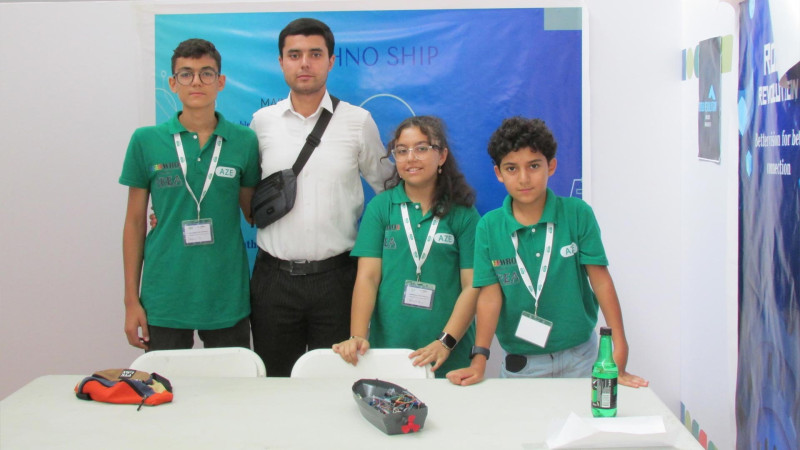 Şagirdlərimiz VI Robot Olimpiadasında medal qazanıblar