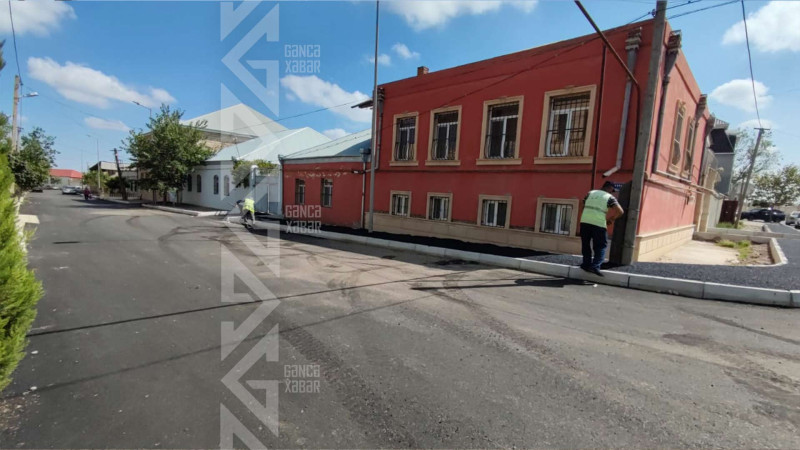 Asfaltlama işləri bir neçə küçədə davam edir