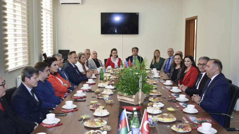 Ege Universitetinin müəllimləri ilə görüş keçirilib