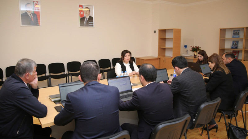 Direktor müavini vəzifəsinə müraciət edənlər son mərhələyə çağırılıblar