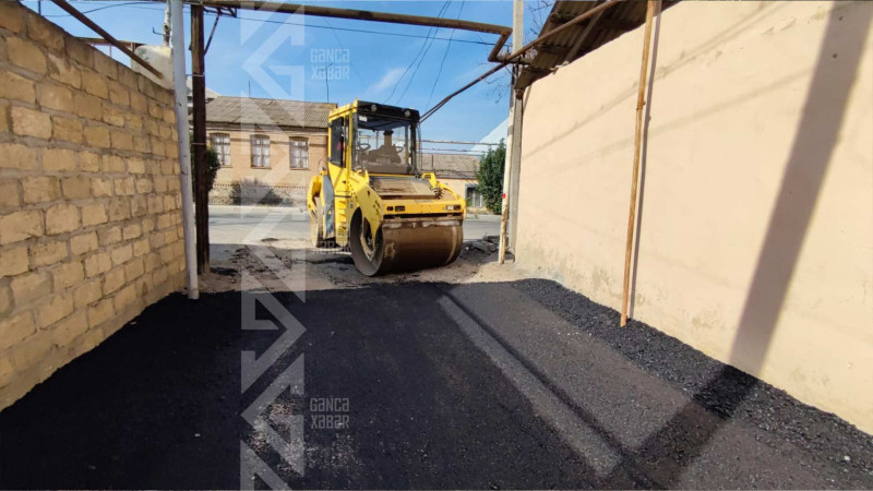 Sülh və Mobil Əhmədov küçələrində yol infrastrukturu salınır