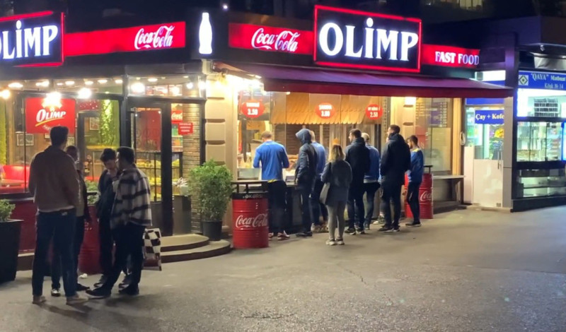 “Kəpəz”in oyunçuları “Qarabağ”la matça dönər yeyib çıxıblar - İDDİA