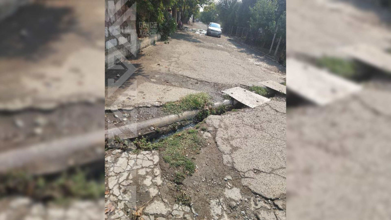 Bir sıra küçələrin asfalt örtüyünə ehtiyacı var