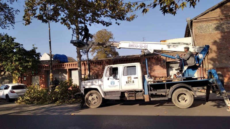 Şəhərin müxtəlif ərazilərində abadlıq-quruculuq işləri aparılır