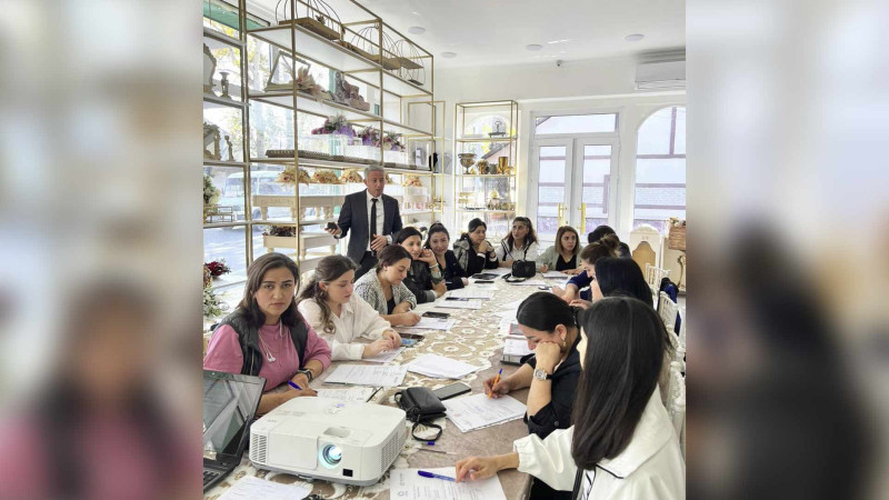 KOB İnkişaf Mərkəzi maarifləndirici təlim keçirib