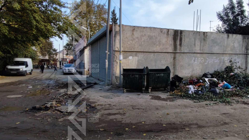 Şəhərin iki küçəsində su borusu partlayıb