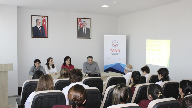 Səhiyyə işçilərimiz Naftalanda görüşdə iştirak ediblər