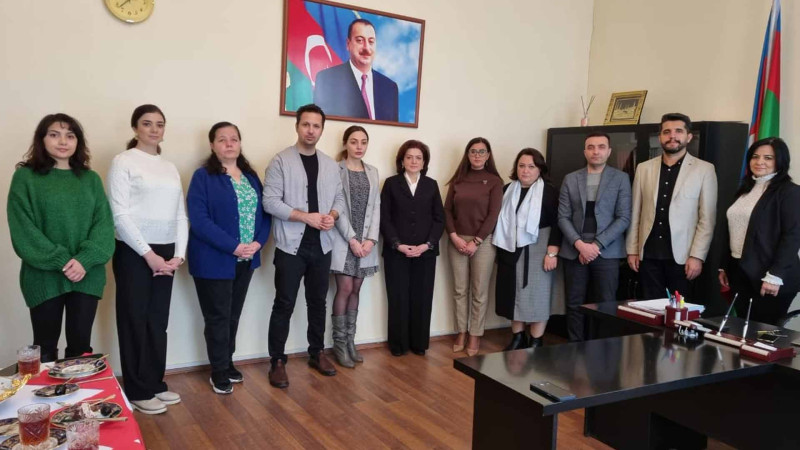 Xarici rəsmilər 45 nömrəli xüsusi məktəbi ziyarət ediblər