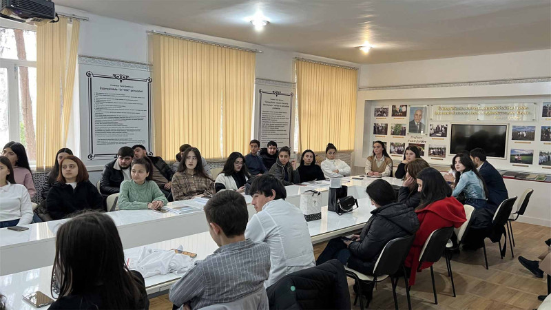 ADAU müəllimləri və tələbələri ilə görüş baş tutub