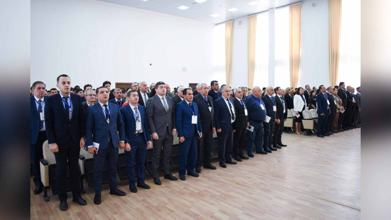 ADAU-da torpağın həyatımızdakı rolundan bəhs edilib