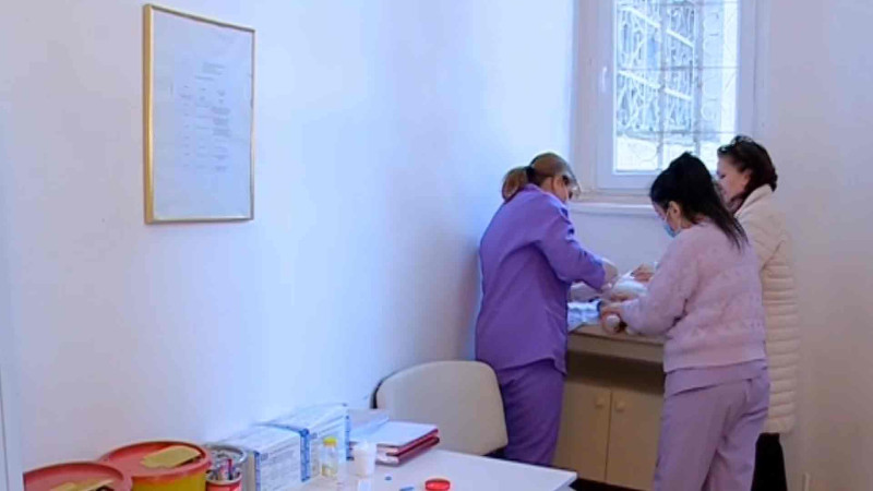 Şəhərimizdə qızılcaya qarşı vaksinasiya aparılır