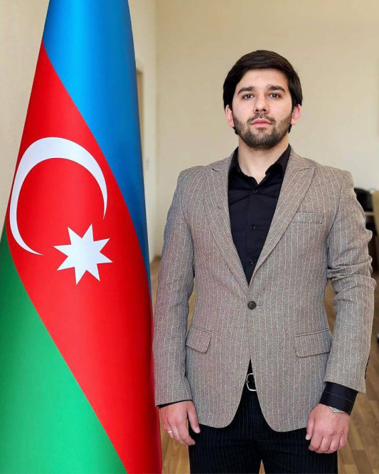 Məhəllə sakinləri həyətlərinin abadlaşdırılmasını arzu edirlər