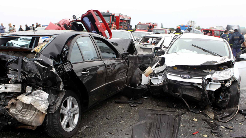 Avtomobil qəzasında 4 nəfər xəsarət alıb