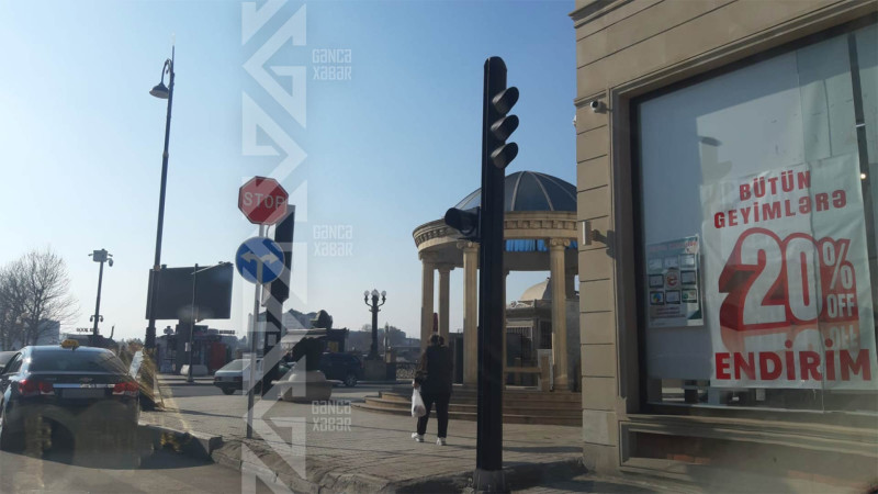 Yolların birində işıqfor işləmir