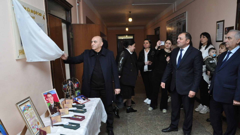 5 nömrəli tam orta məktəbdə şəhidin xatirəsi anılıb