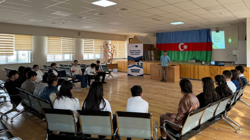 “Şagirdlərin peşə təhsili bələdçisi” layihəsinin ilk mərhələsi təşkil olunub