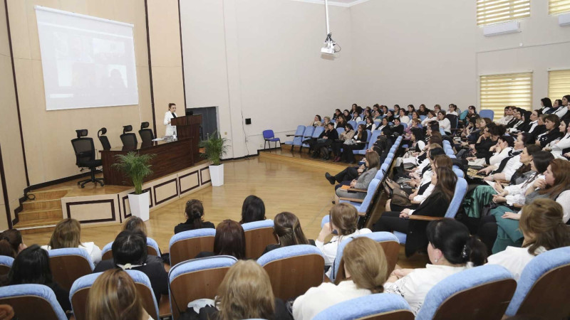 Regional Təhsil İdarəsinin təşkilatçılığı ilə görüş keçirilib