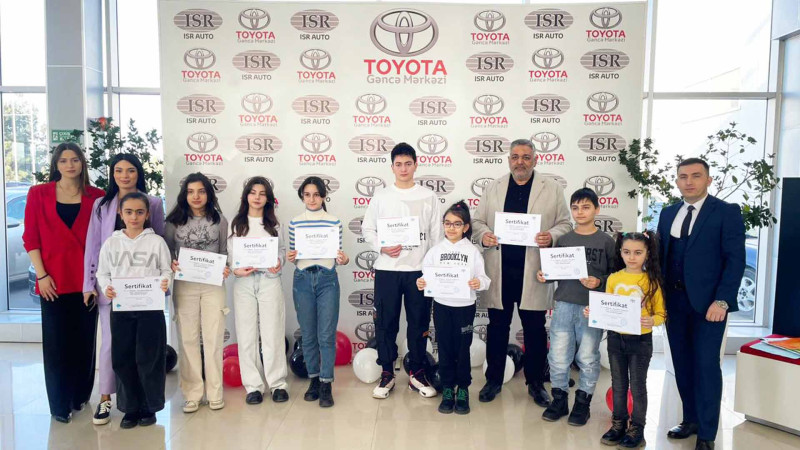 Uşaq və yeniyetmələrimizin rəsmləri Yaponiyada müsabiqəyə göndəriləcək