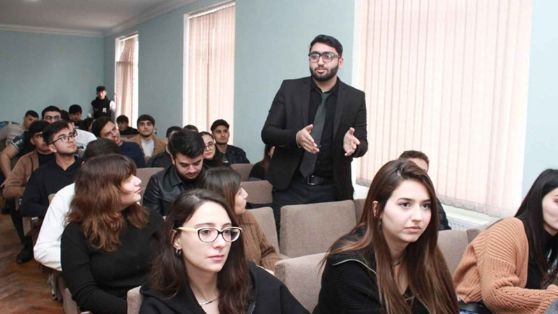 “Biznesini birgə yaradaq” layihəsi çərçivəsində tədbir keçirilib