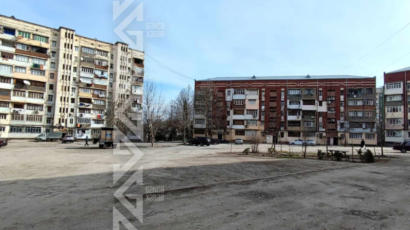 Məhəllənin qaranlıq olması sakinlərin hərəkətində çətinlik yaradır