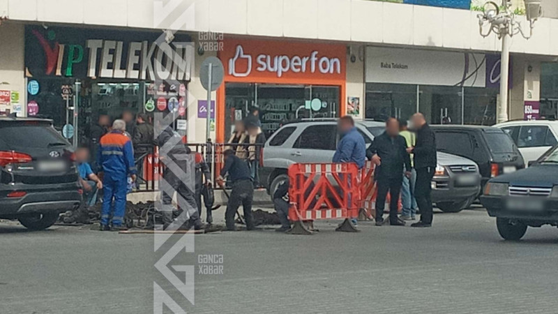 Şəhərin mərkəzində təmir işləri aparılır