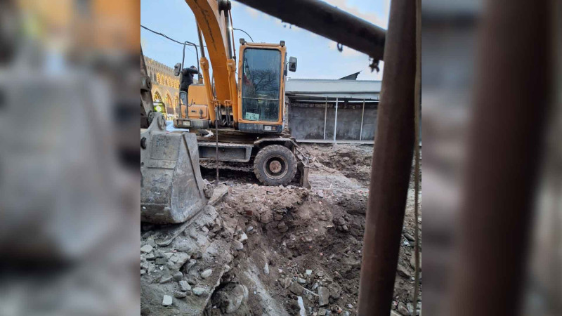 Əttarlar küçəsi, 71-də qanunsuz tikinti işlərinin aparılması aşkarlanıb