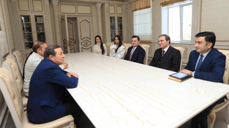 Şəhər başçısı Mənsum İbrahimovla görüşüb