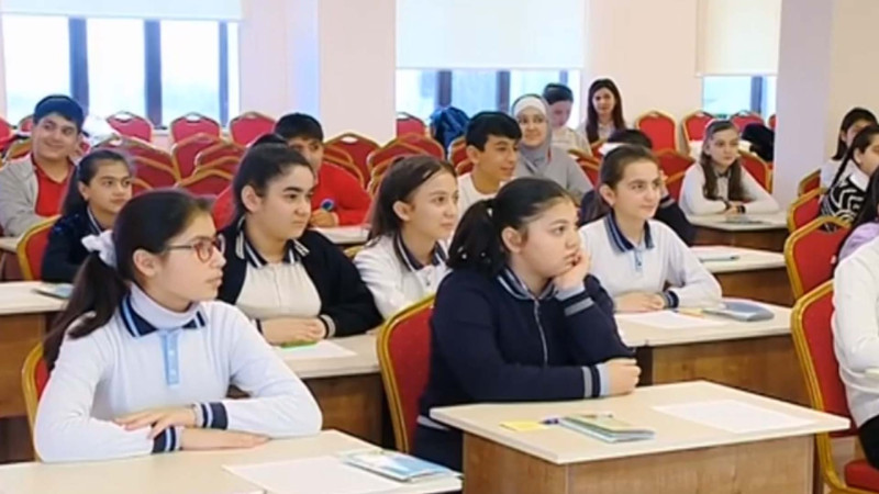 Məktəblilər üçün maliyyə savadlılığı ilə bağlı seminar baş tutub