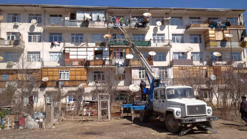 Bir sıra binalarda təmir işləri görülüb