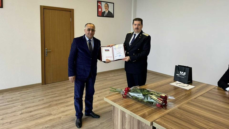 Şəhər prokurorunun köməkçisi təltif olunub