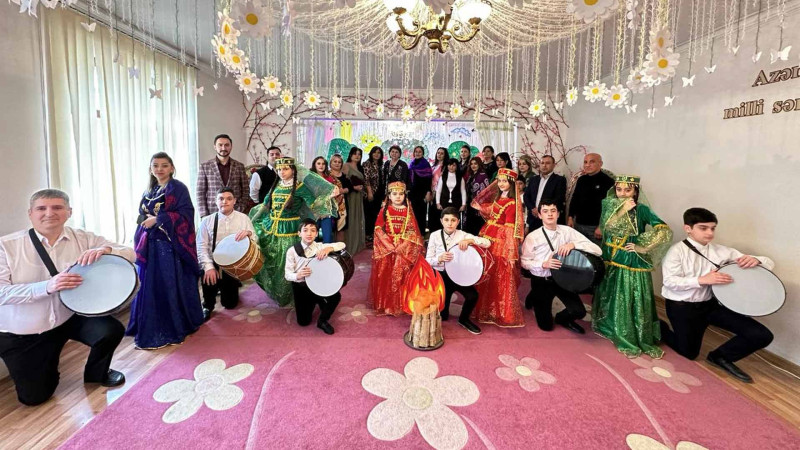 Elimizə Novruz gəlir adlı bayram şənliyi təşkil olunub