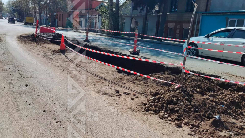 Partlamış su xətti təmir edilib