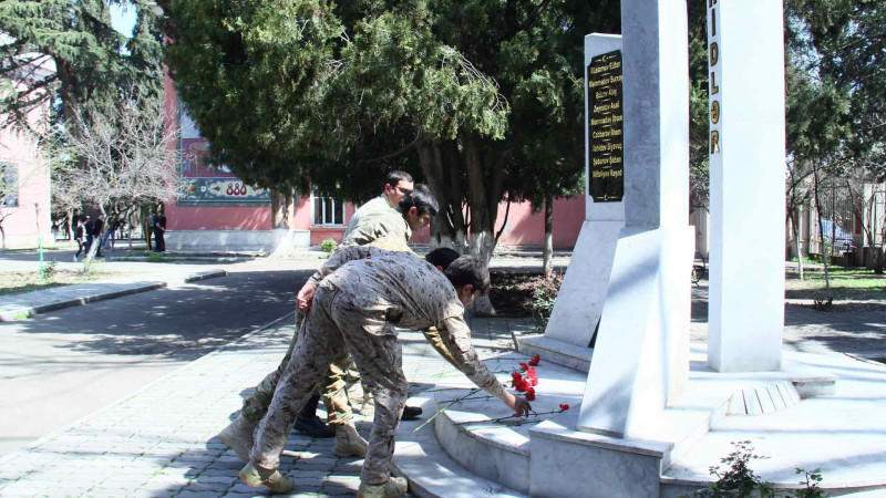 Aprel döyüşlərinə həsr edilmiş tədbir təşkil olunub