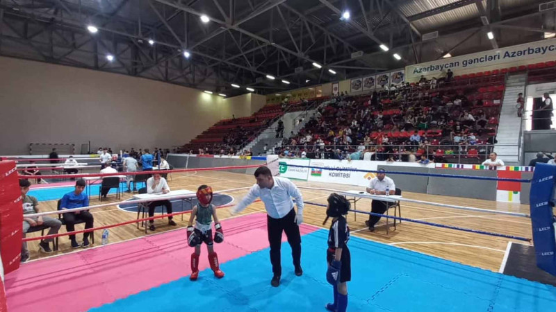 Kikboksinq üzrə zona birinciliyi baş tutub