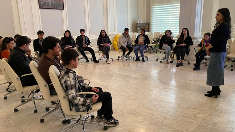 Gənclər üçün “Kiberzorakılıq” mövzusunda təlim baş tutub