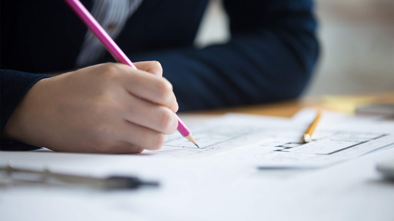 DİM növbəti buraxılış imtahanı keçirib