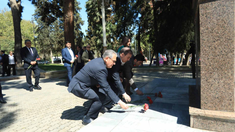 Qəmbər Hüseynlinin 108 illiyi qeyd olunub