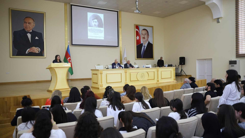 GDU-da professor tərəfindən ustad dərsi baş tutub