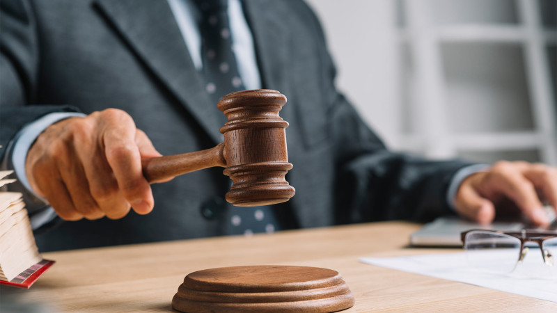 “Bank Standard”ın əmlakı hərraca qoyulur