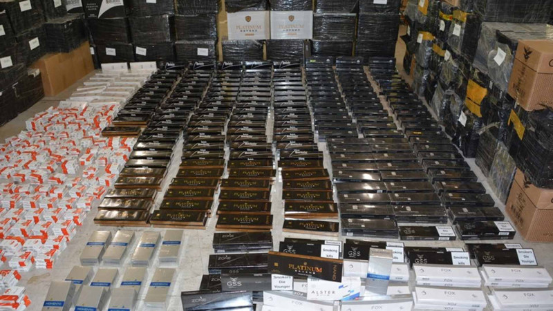 Nəqliyyat vasitəsindən aksizsiz siqaretlər aşkar edilib