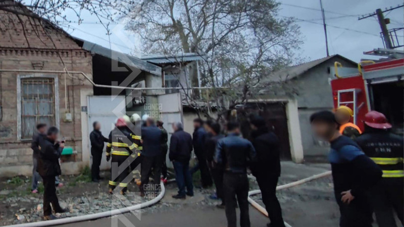 Evlərin birində yanğın olub