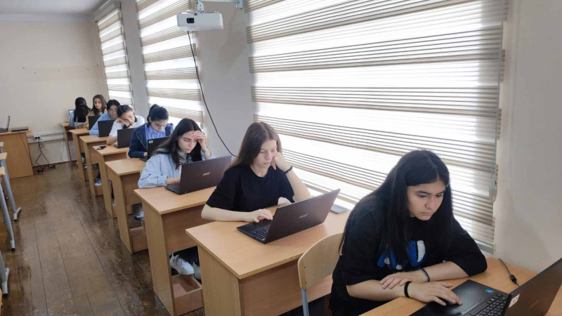 Bir sıra məktəblərdə imtahan təşkil olunub