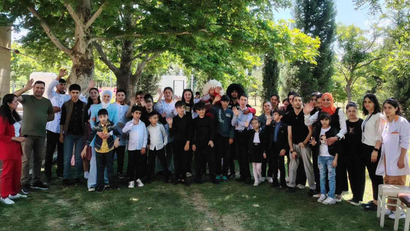 “Fərəh” İB-nin uşaq və gəncləri vaxtlarını əyləncəli keçiriblər