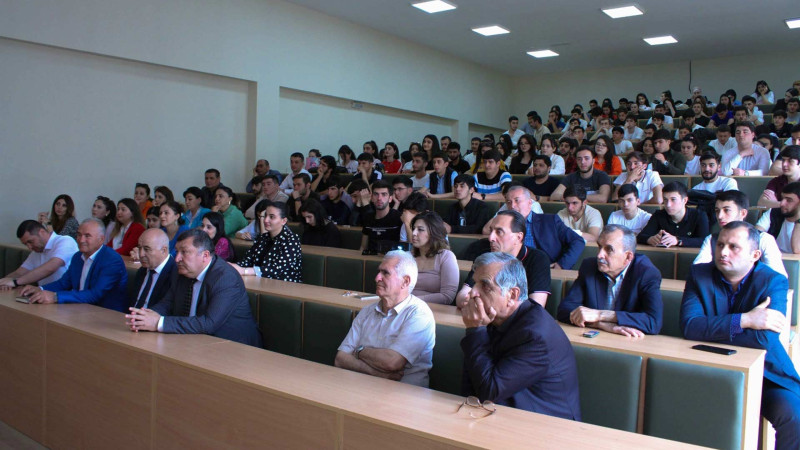 FHN əməkdaşları ADAU-da təlim keçiriblər