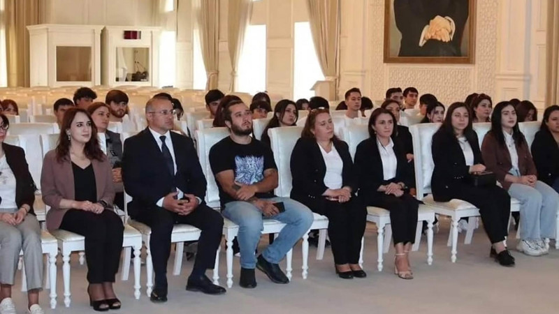 Gənclər üçün  SƏN DƏ OXU! adlı təlim keçirilib